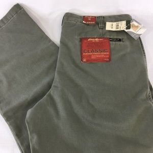 Eddie Bauer Classic Pleated Front Khakis 40 34